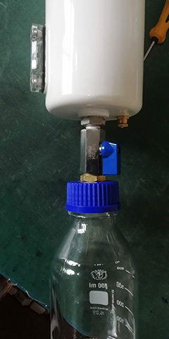 SR醫用中心吸引系統除菌過濾器底部配有積液瓶