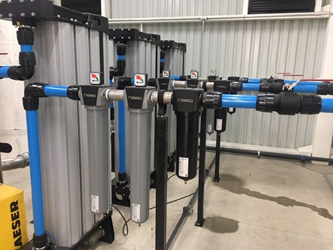 SR模塊吸附式干燥機三天并聯的應用-包含三級前置過濾器