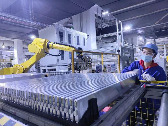 新能源汽車(chē)動(dòng)力電池生產(chǎn)車(chē)間 新能源汽車(chē)動(dòng)力電池生產(chǎn)車(chē)間